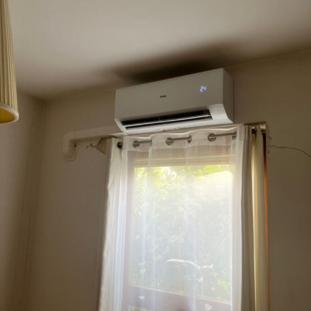 Zdjęcie z realizacji montażu klimatyzacji w Warszawie nr (12) Zdjęcie z realizacji montażu klimatyzacji w Warszawie nr (12)