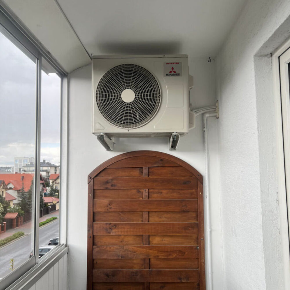 Zdjęcie z realizacji montażu klimatyzacji w Warszawie nr (2) Zdjęcie z realizacji montażu klimatyzacji w Warszawie nr (2)